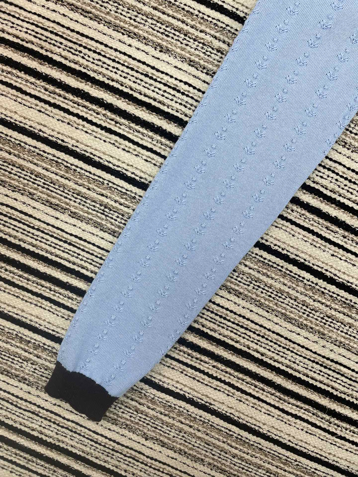 CHANEL 26S CARDIGAN 910