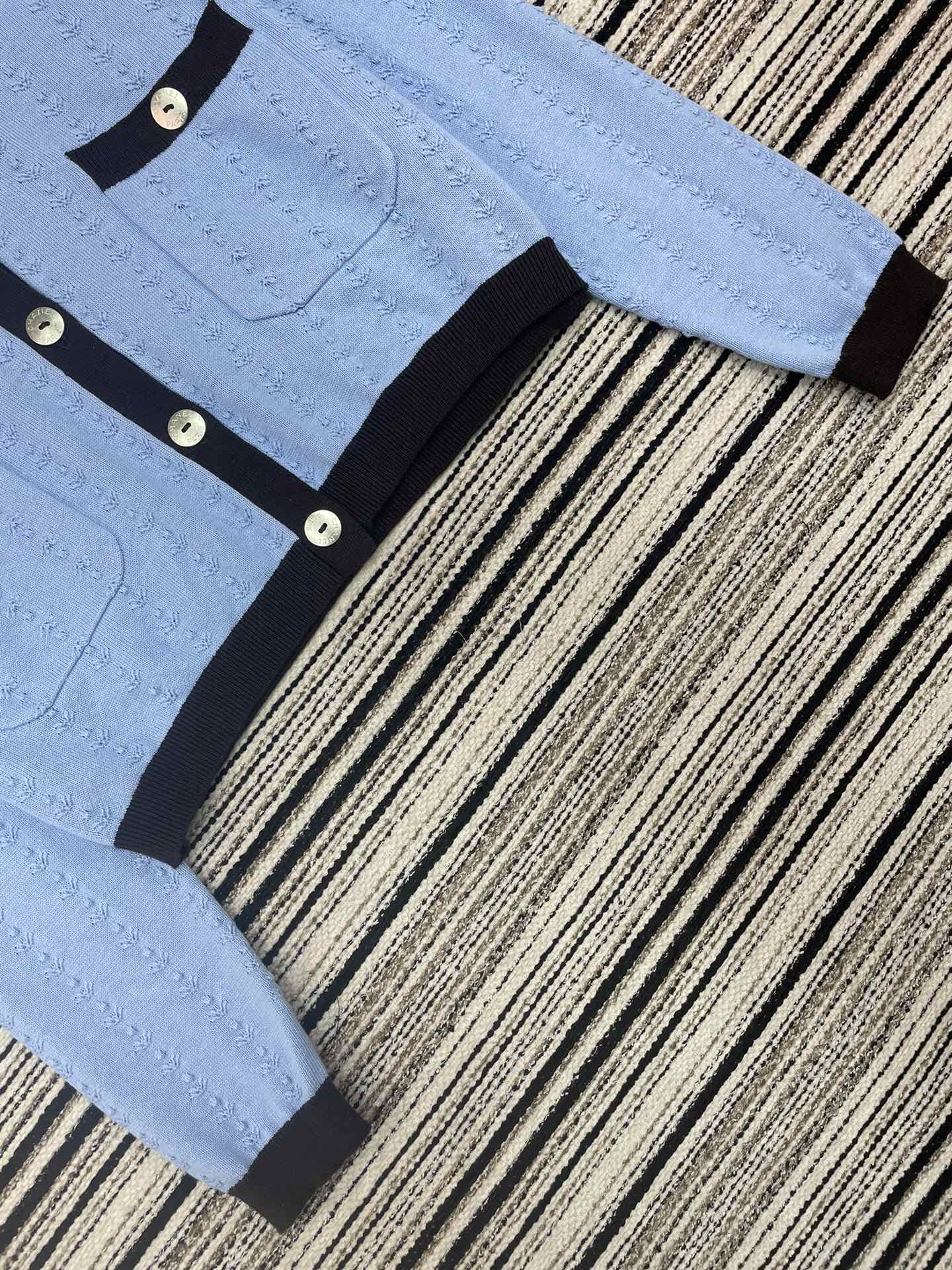 CHANEL 26S CARDIGAN 910