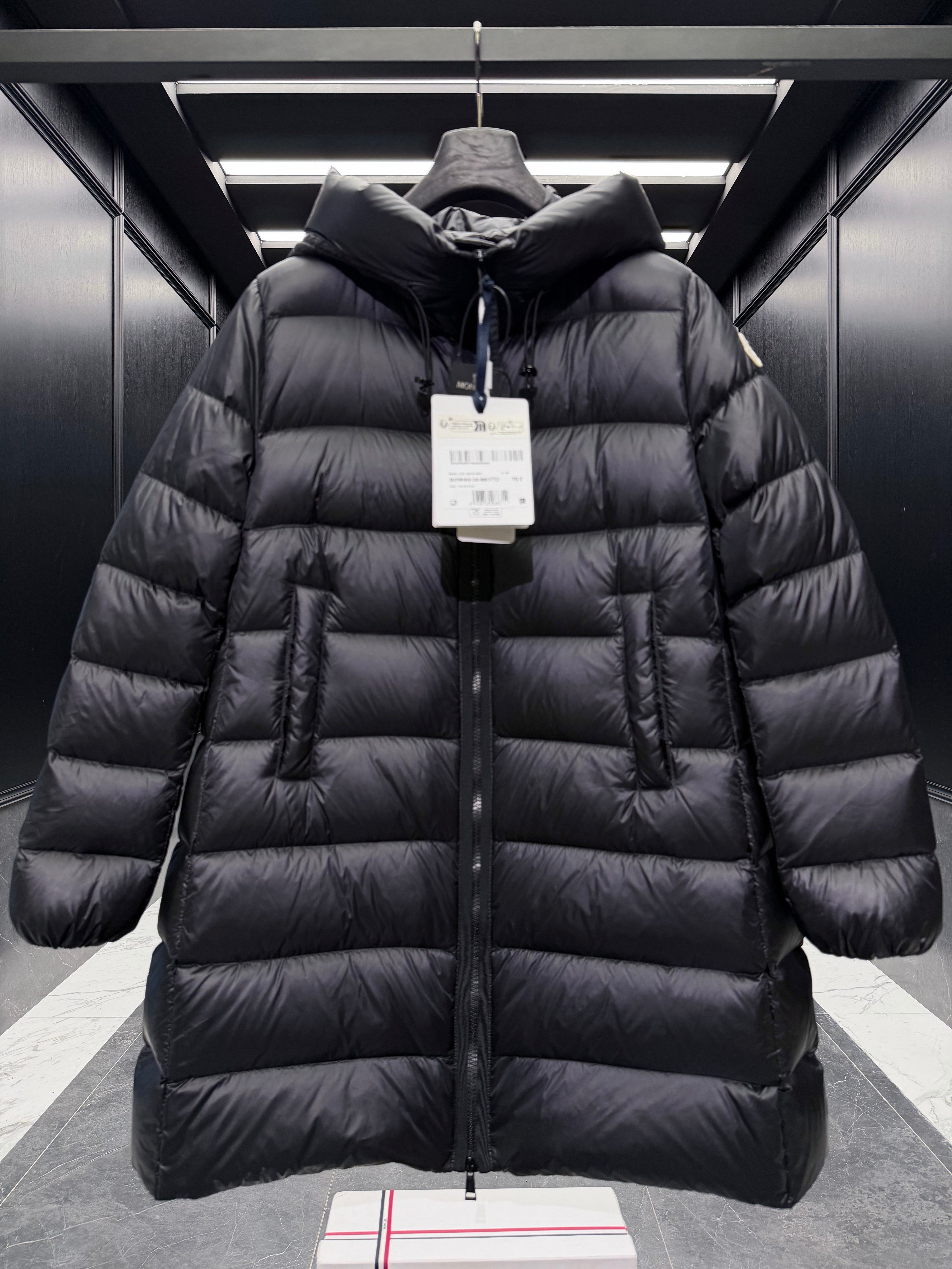 MONCLER LONG COAT 223257