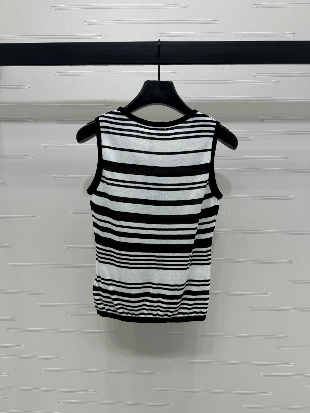 YSL 25S BLACK TRIM TANK TOP 264090