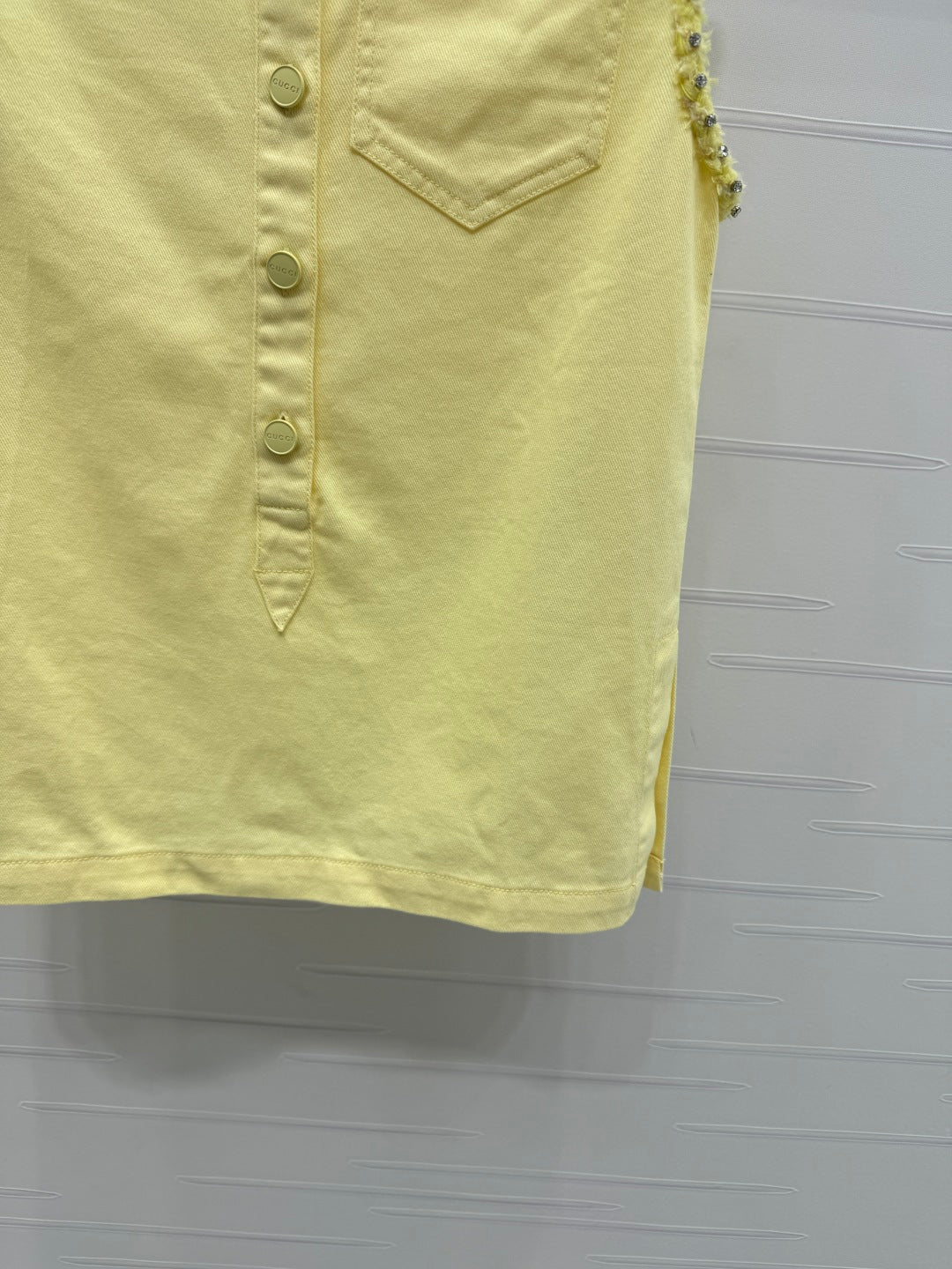 GUCCI SLEEVELESS DENIM TOP WITH STAND COLLAR
