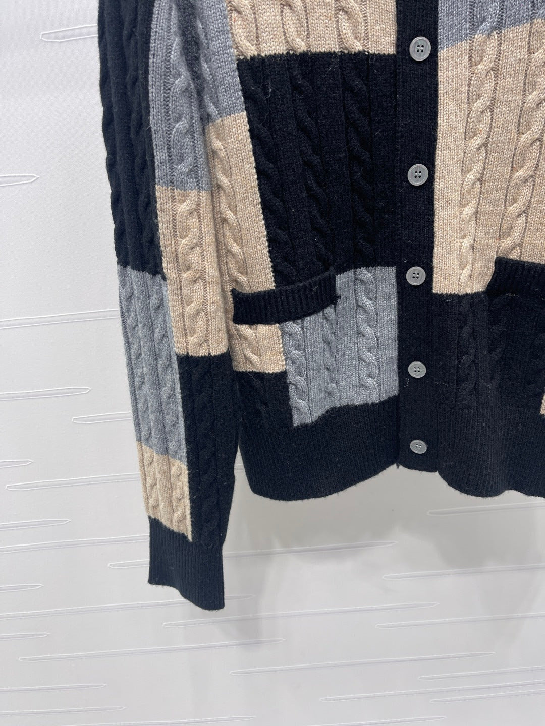 THOM 26S CARDIGAN STYLE 59