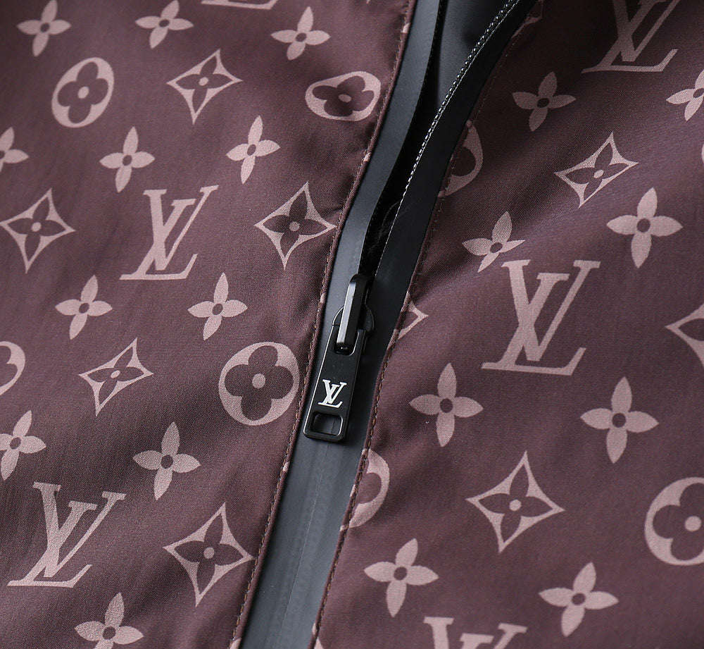 LV WINE RED MONOGRAM AND BLACK DOUBLE-SIDED WINDBREAKER 238976