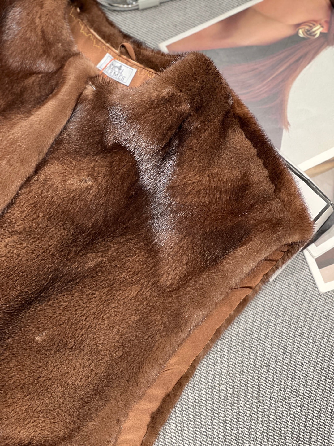 HERMES 25S SLEEVELESS MINK FUR VEST 475