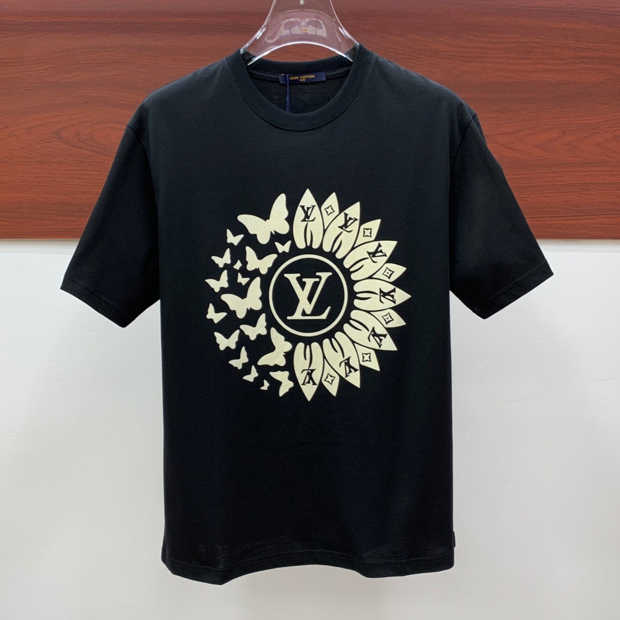 LV T-SHIRT IN BLACK PURE COTTON CLASSIC LOGO PATTERN 238881