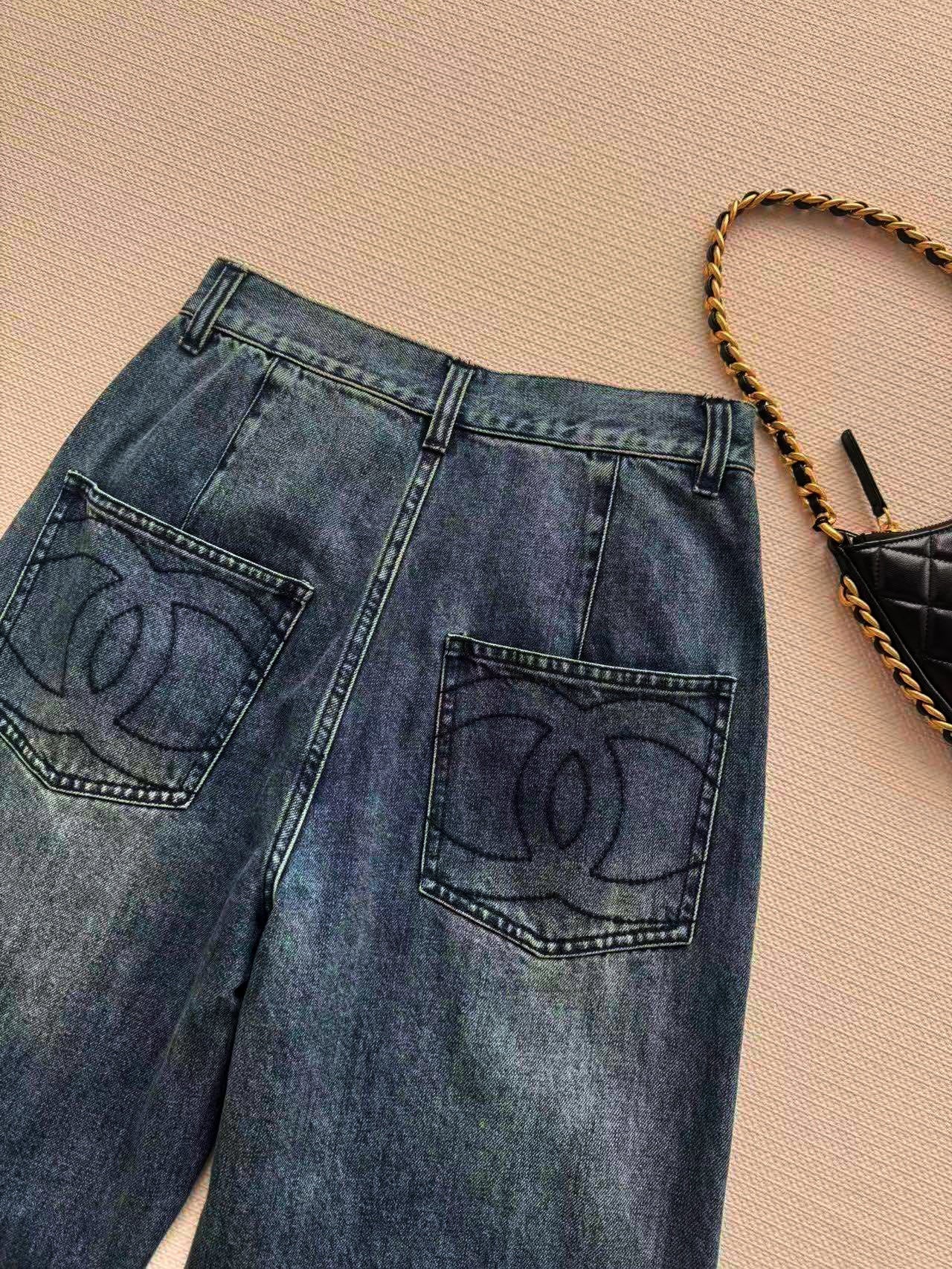 CHANEL 26S JEANS 690