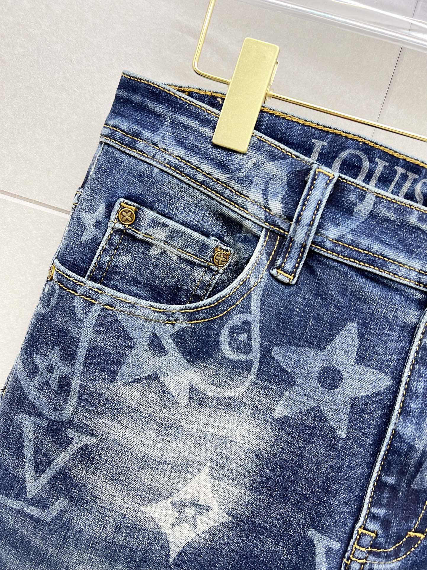 LV BLUE MONOGRAM DENIM JEAN 239499