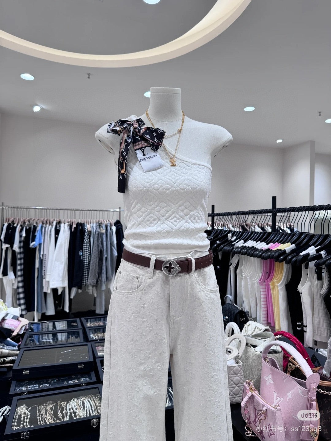 ONE SHOULDER TOP 612064 IN WHITE COTTON RIBBED