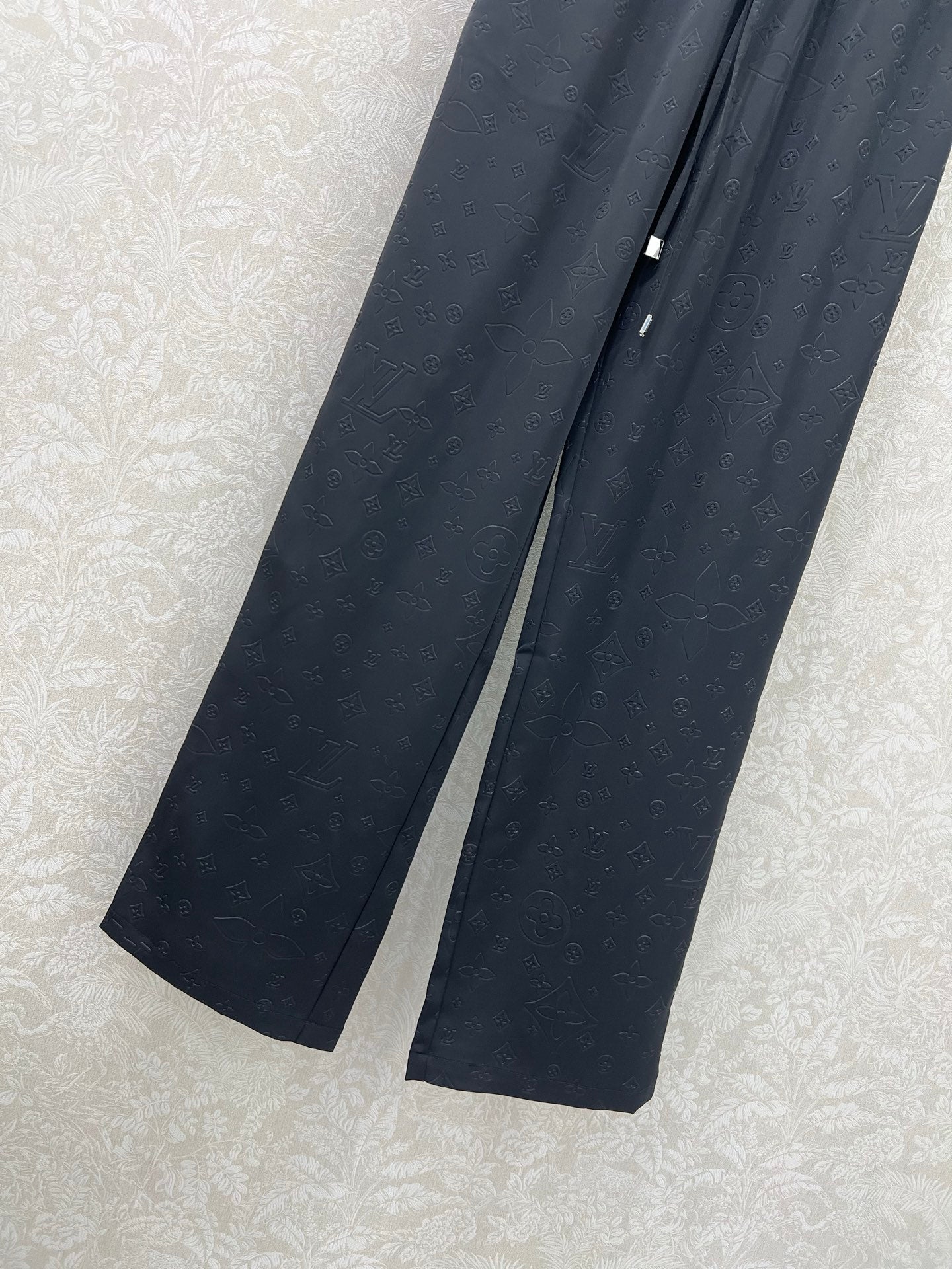 LOUIS VUITTON WIDE-LEG PANTS WITH MONOGRAM PATTERN 275196