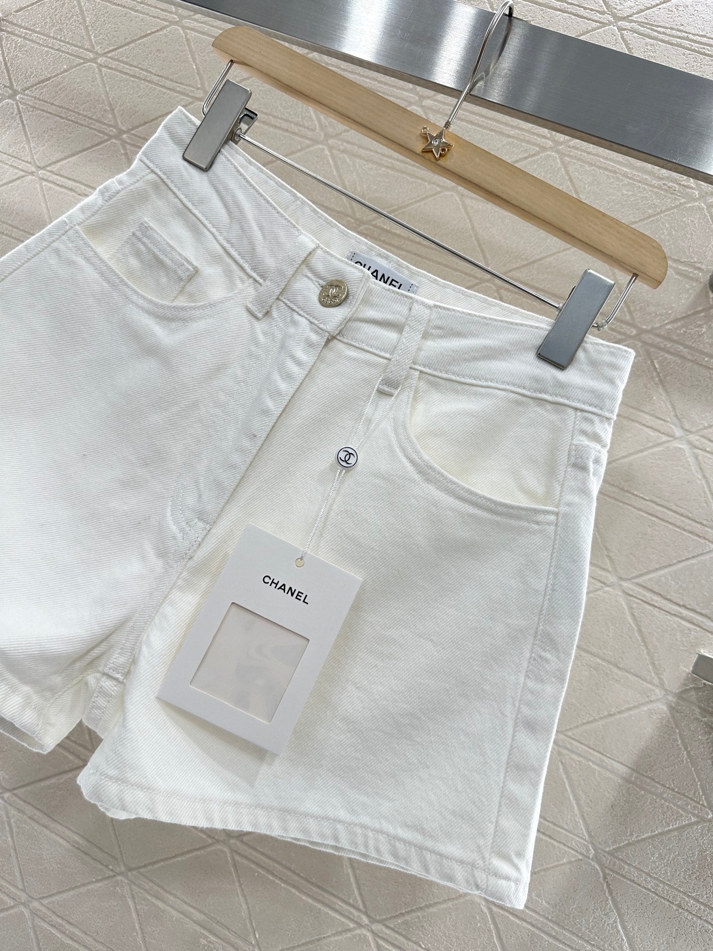 CHANEL WHITE DENIM SHORTS
