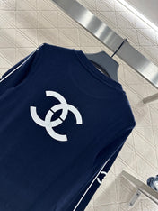 CHANEL 25S LONG-SLEEVE CREW NECK T-SHIRT 405