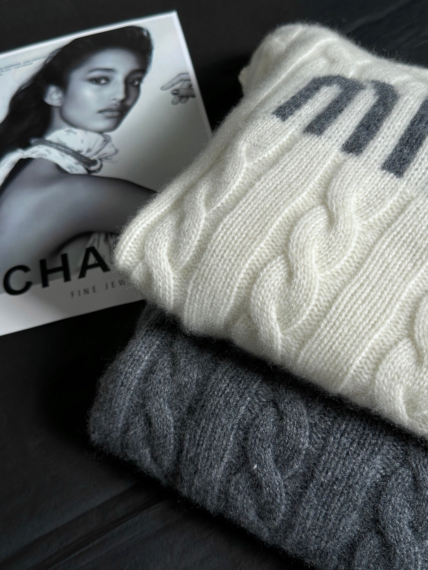 MIUMIU KNIT SWEATER STYLE 237