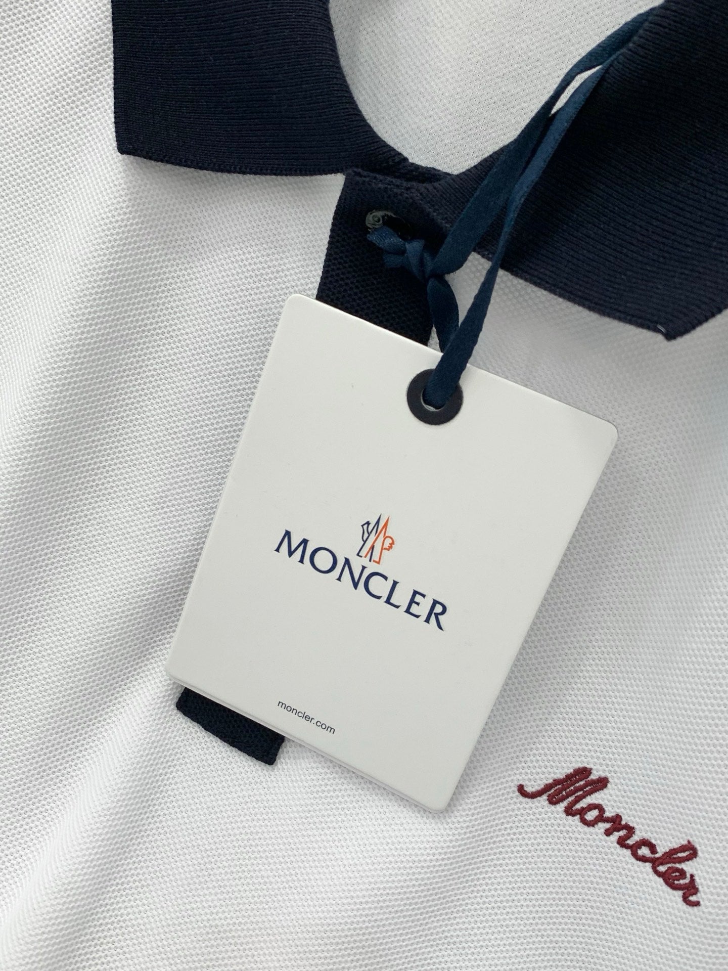 MONCLER 26S SHORT-SLEEVE POLO T-SHIRT 507