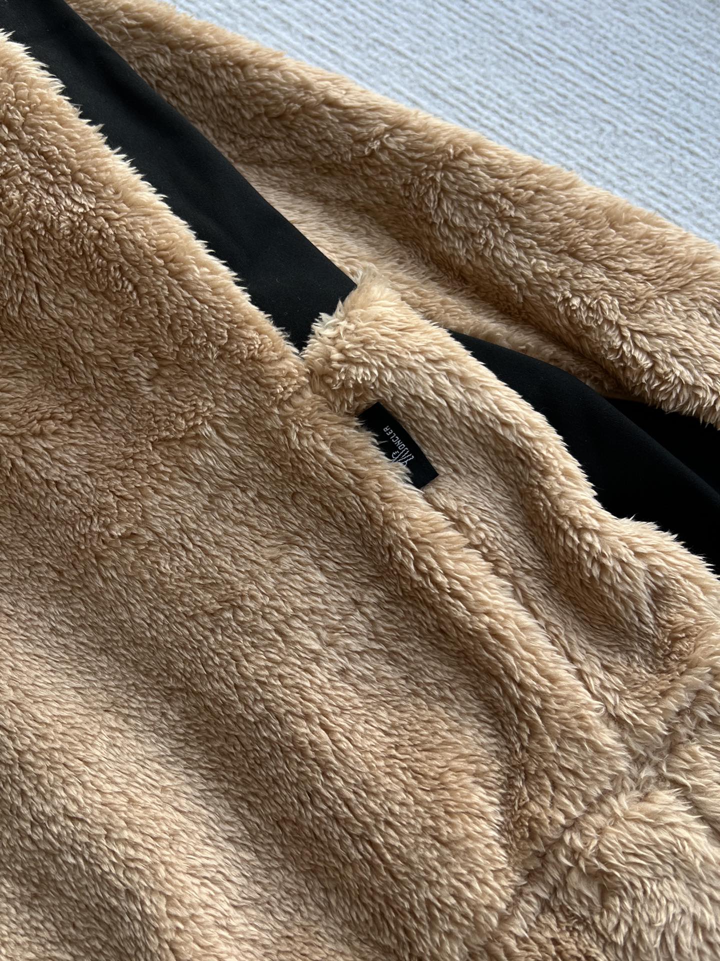 MONCLER 25S FUZZY TEDDY FLEECE HOODIE IN BROWN 042